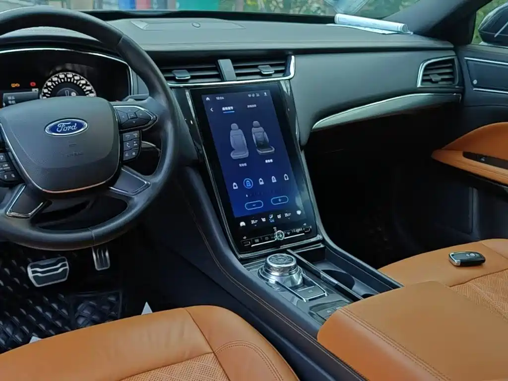 Ford Taurus — миниатюра 5