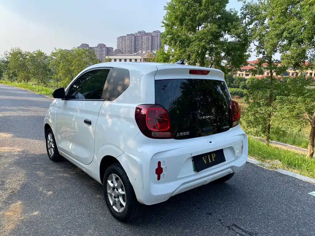 Roewe Clever — миниатюра 7