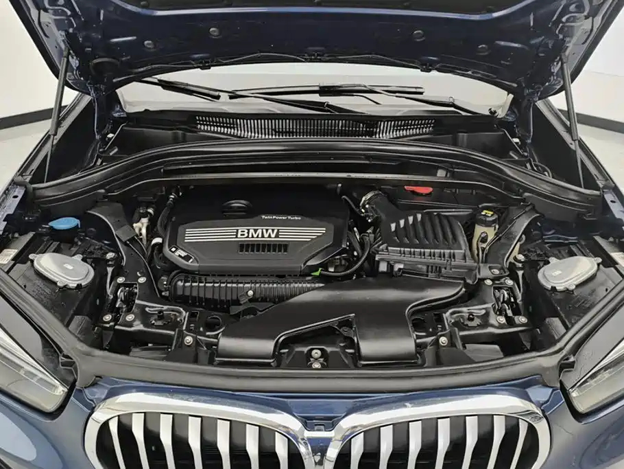 BMW X1 — миниатюра 10