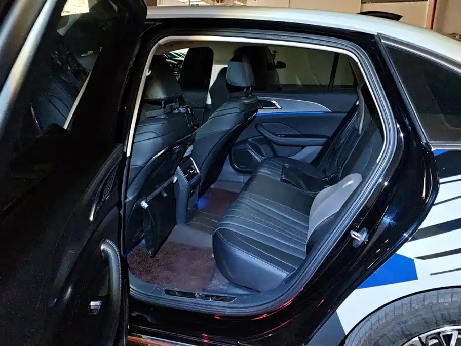 Hongqi Hongqi H5 — миниатюра 11