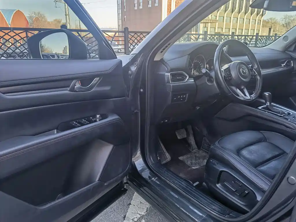 MAZDA CX 5