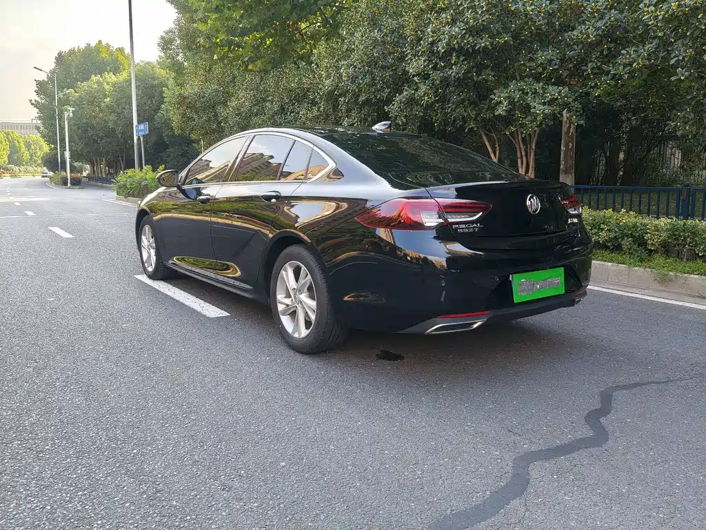 Buick Regal — миниатюра 6