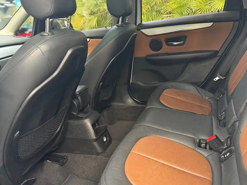 BMW 2 Series Active Tourer 218i Fashion Type, фото 9