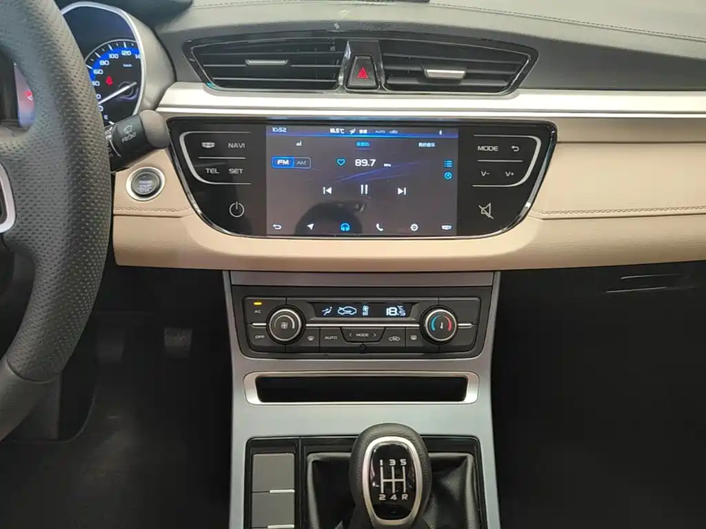 Geely Emgrand — миниатюра 13