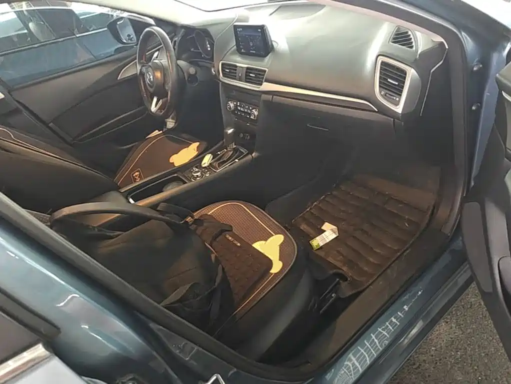 Mazda 3 Axela — миниатюра 25