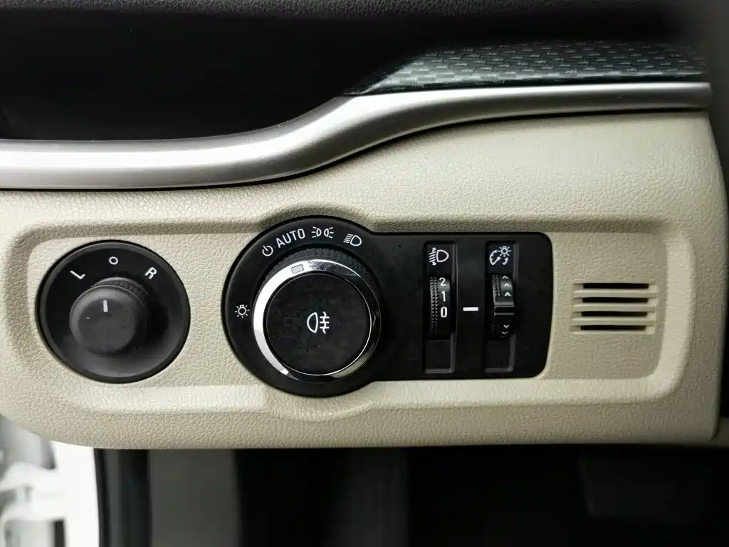 Buick Excelle — миниатюра 21