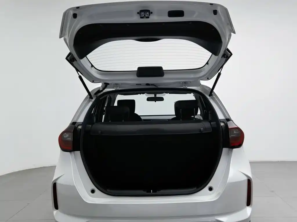 Honda Fit — миниатюра 16