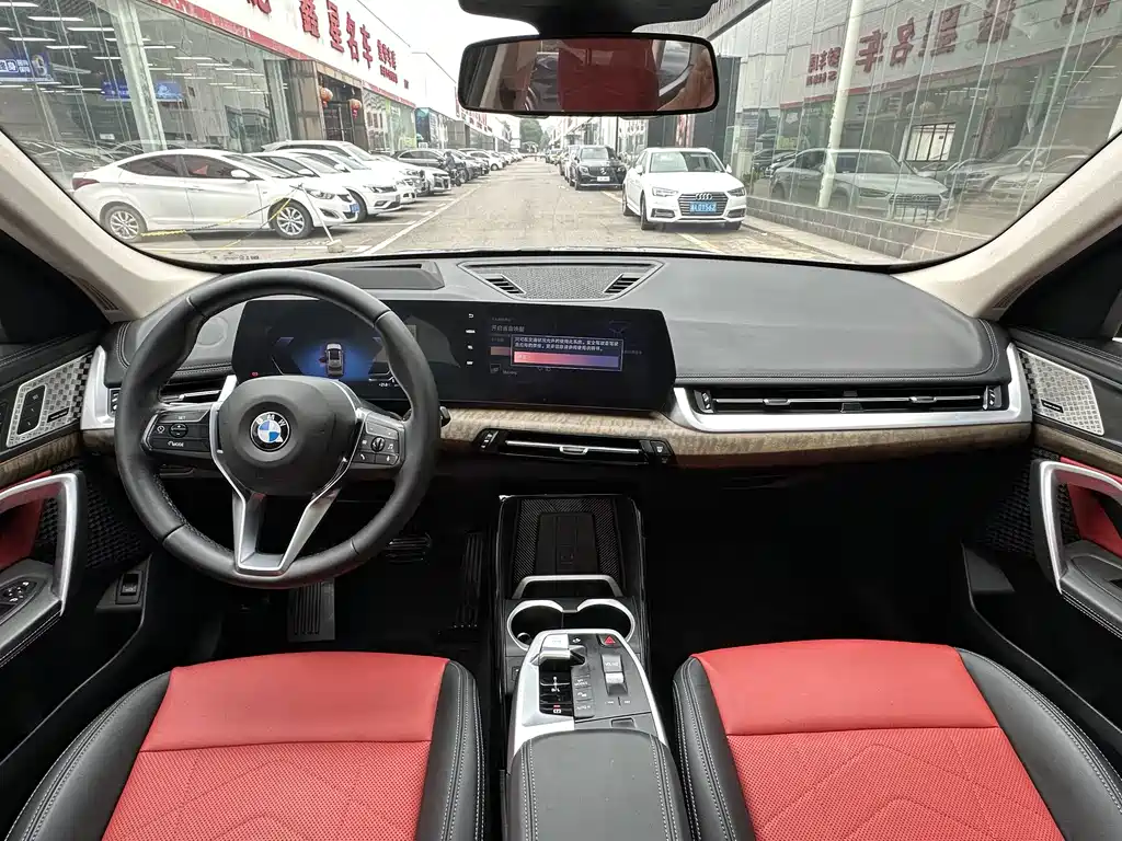 BMW X1 — миниатюра 4