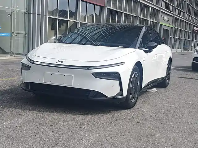 XPeng P7+