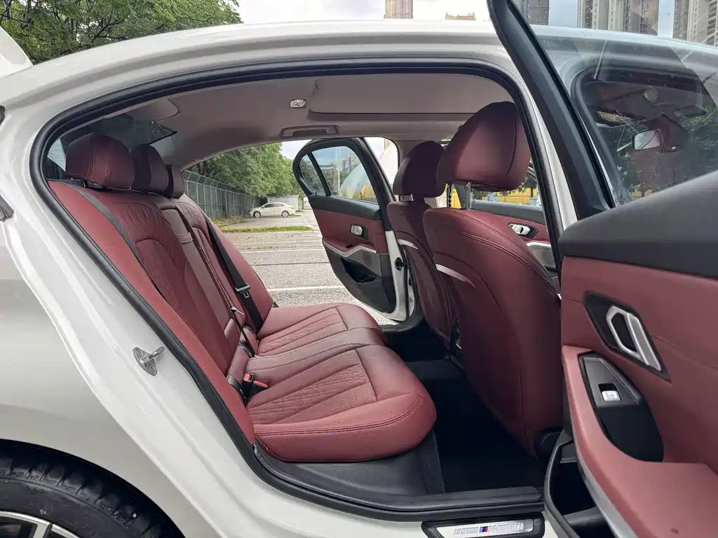 BMW 3 Series — миниатюра 9