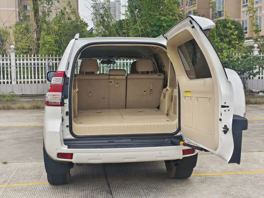 Toyota Prado (Import) — миниатюра 35