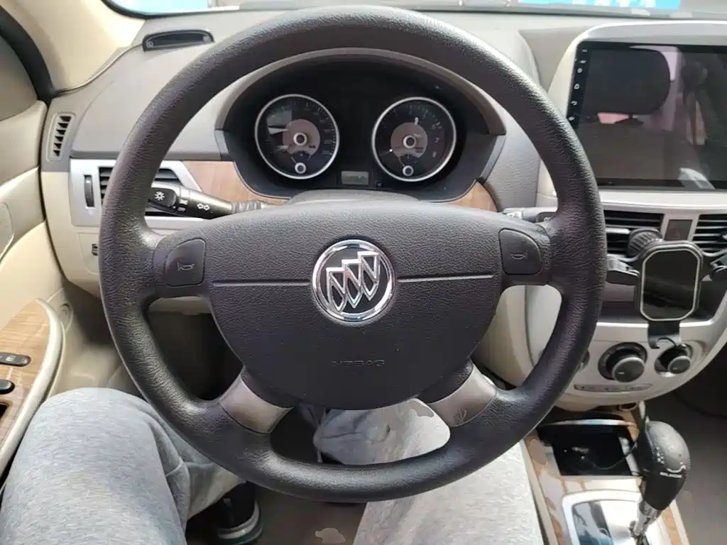 Buick Excelle — миниатюра 11