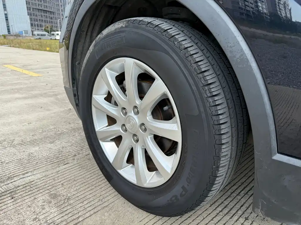 Buick Envision Plus — миниатюра 10