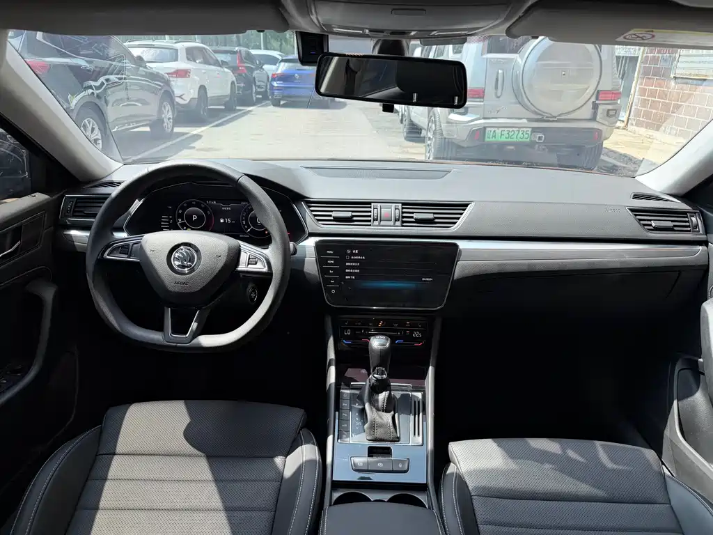 Skoda Superb Facelift TSI280 DSG Premium Edition, фото 11