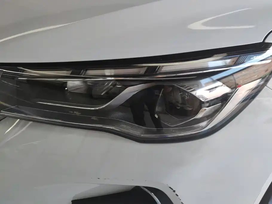Geely Emgrand — миниатюра 5
