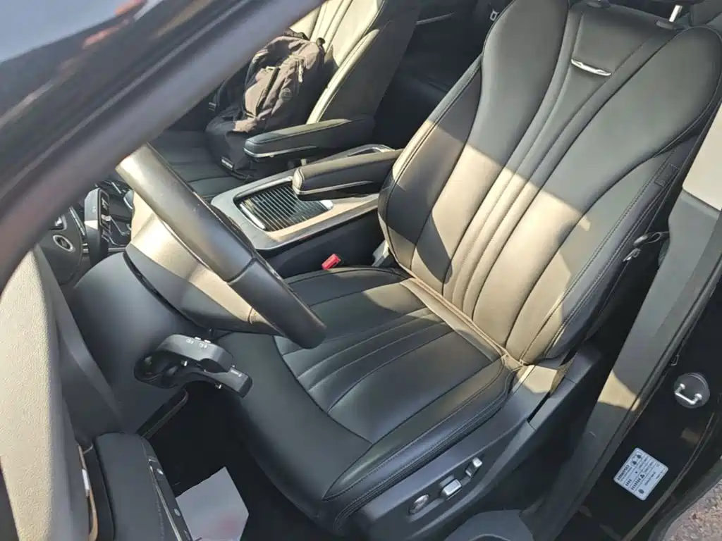 Hongqi Hongqi HQ9 PHEV — миниатюра 15