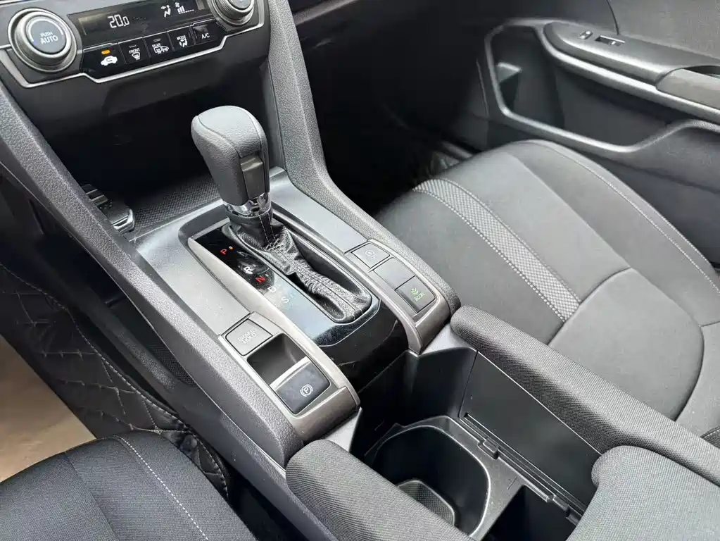 Honda Civic — миниатюра 20
