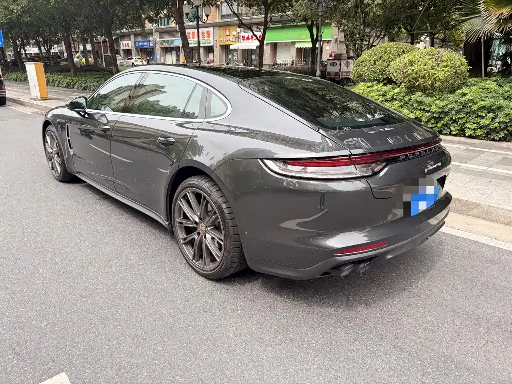 Porsche Panamera — миниатюра 4