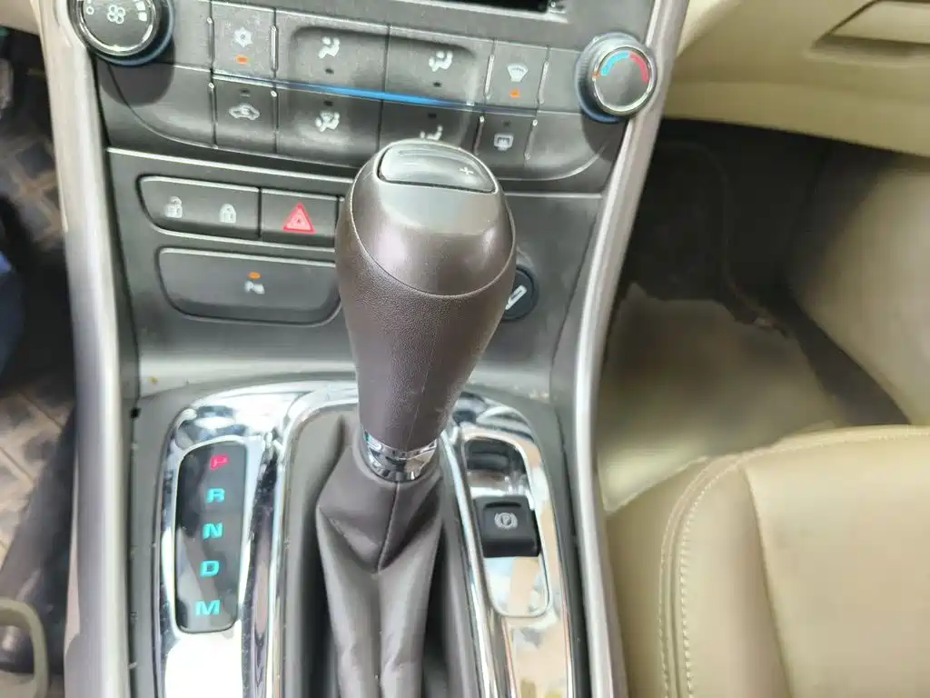 Chevrolet Malibu — миниатюра 7