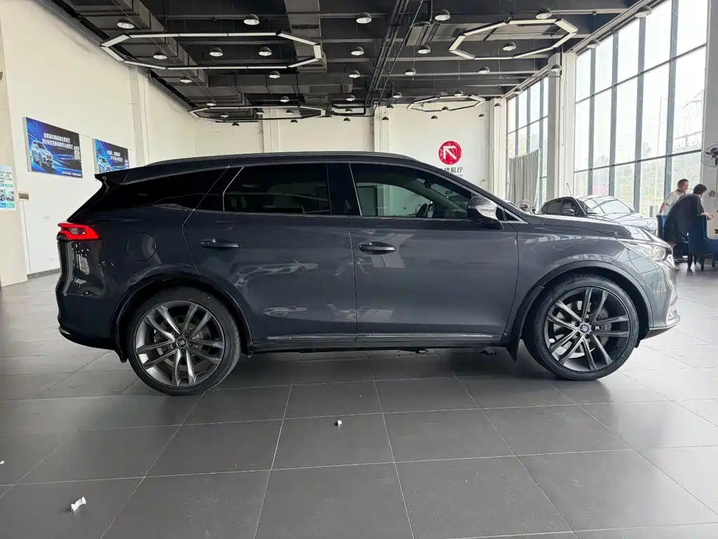 BYD Tang New Energy — миниатюра 7