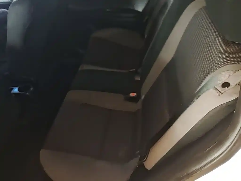 Toyota Vios FS — миниатюра 17
