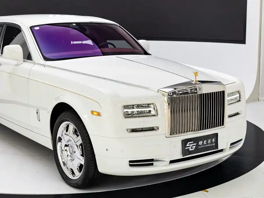 Rolls-Royce Phantom 6.7L Extended Edition EWB, фото 19