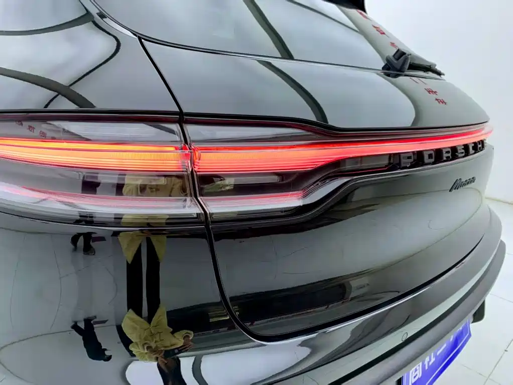 Porsche Macan — миниатюра 8