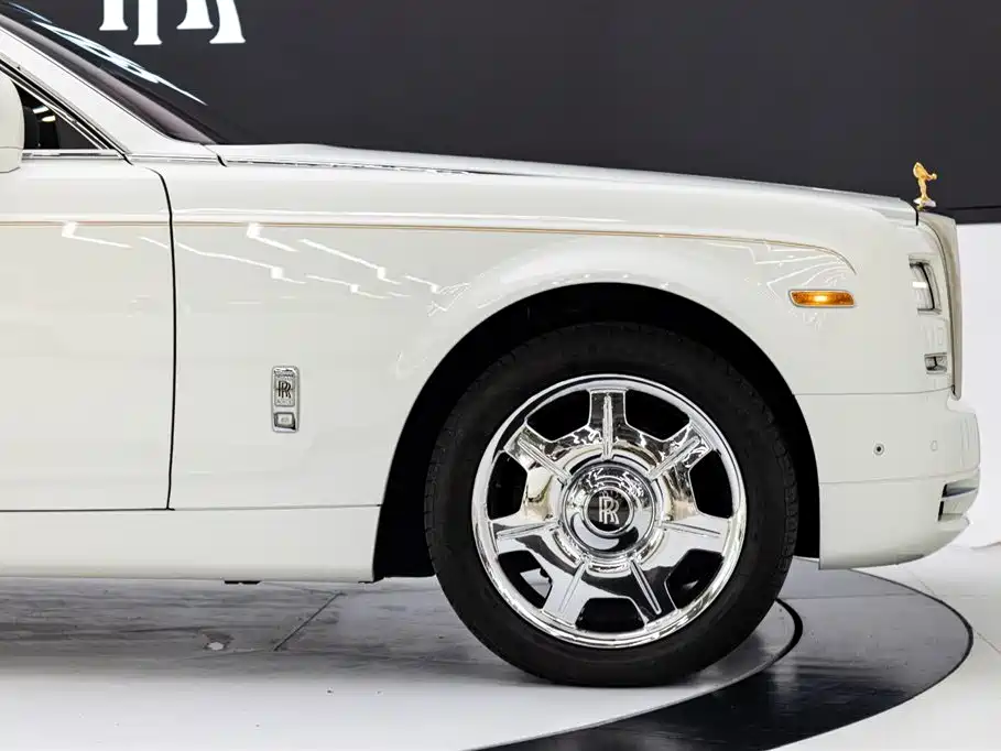 Rolls-Royce Phantom 6.7L Extended Edition EWB, фото 22