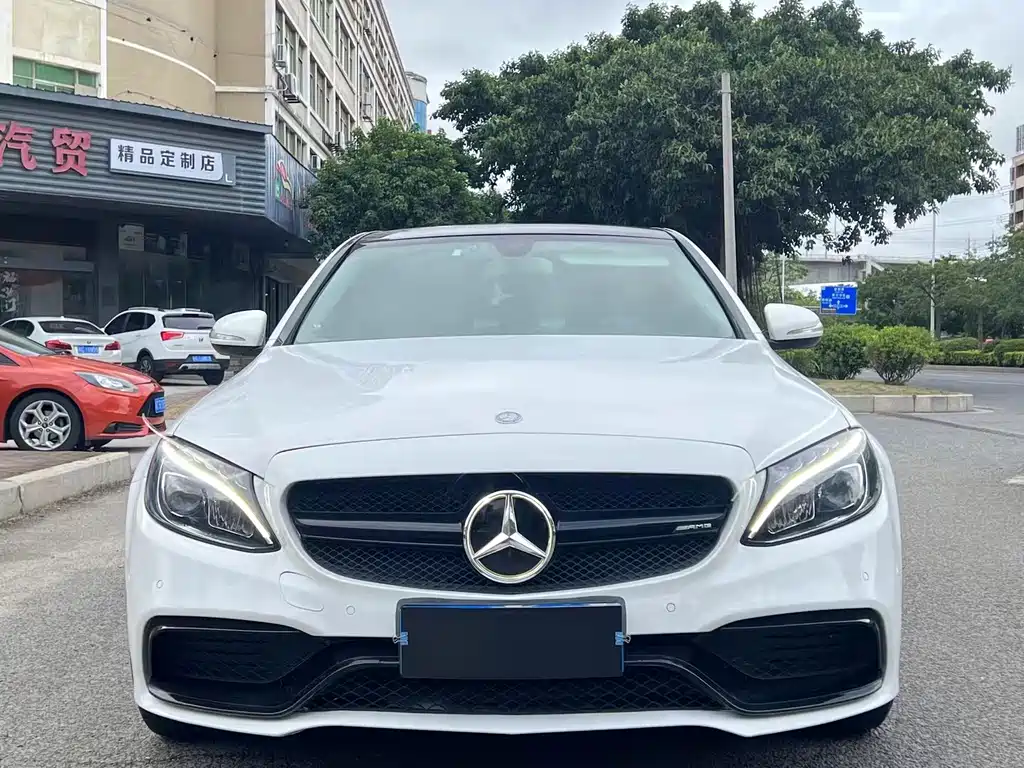 Mercedes-Benz C-Class — миниатюра 2