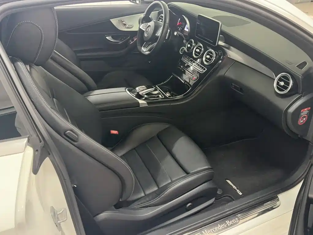 Mercedes-Benz C-Class (Import) — миниатюра 11