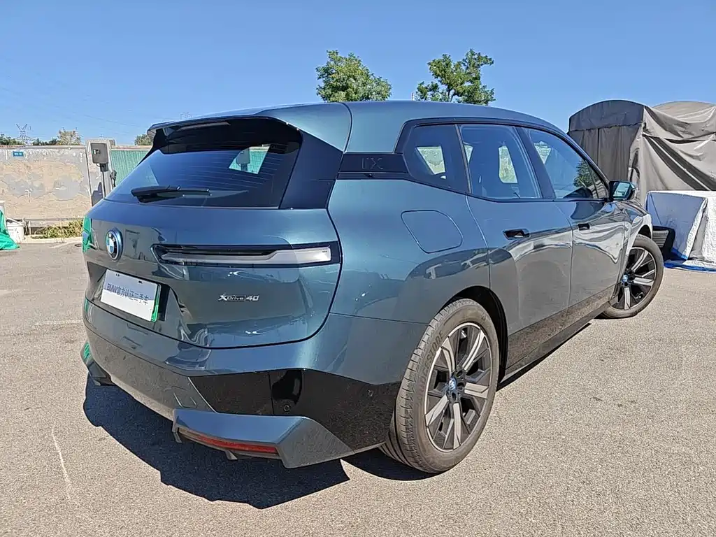 BMW iX — миниатюра 4