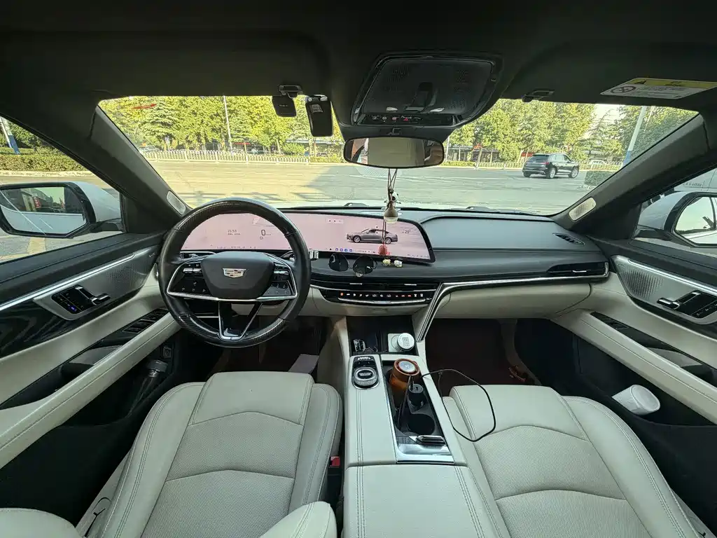 Cadillac CT6 — миниатюра 12