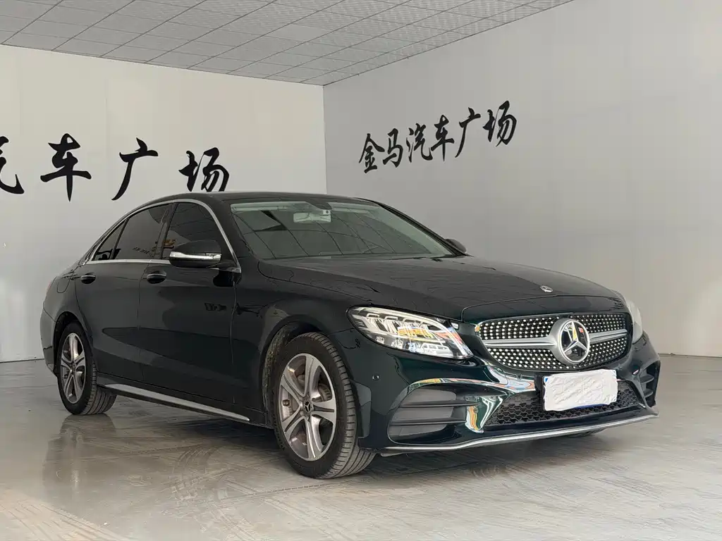 Mercedes-Benz C-Class — миниатюра 3