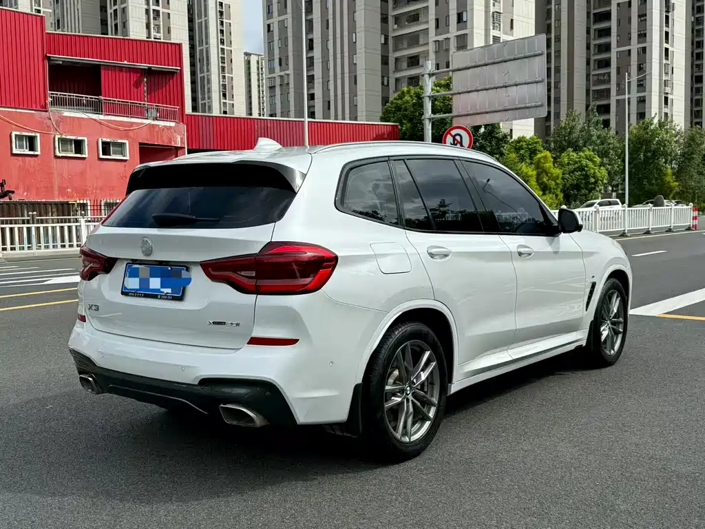BMW X3 — миниатюра 7