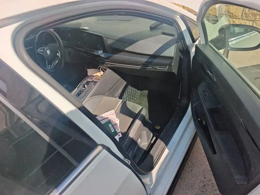 Volkswagen Golf — миниатюра 19