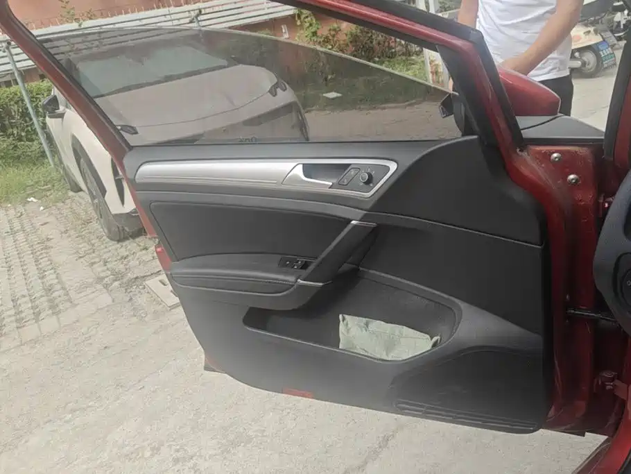 Volkswagen Golf — миниатюра 7