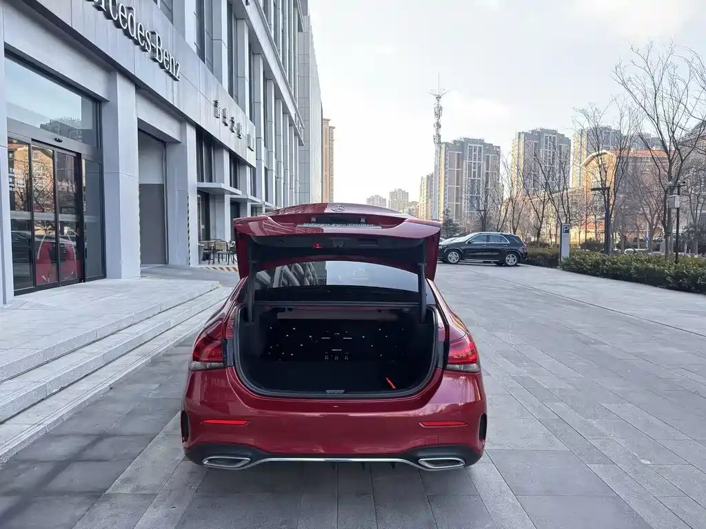 MERCEDES-BENZ A CLASS