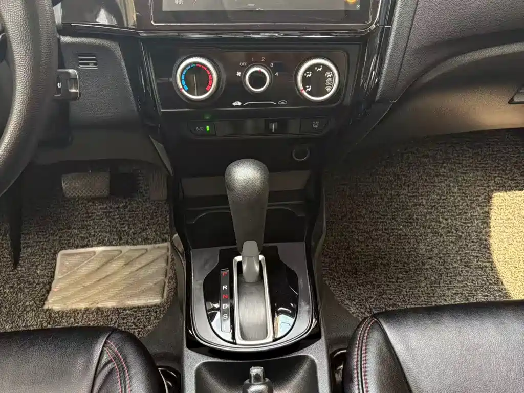 Honda Greiz — миниатюра 10