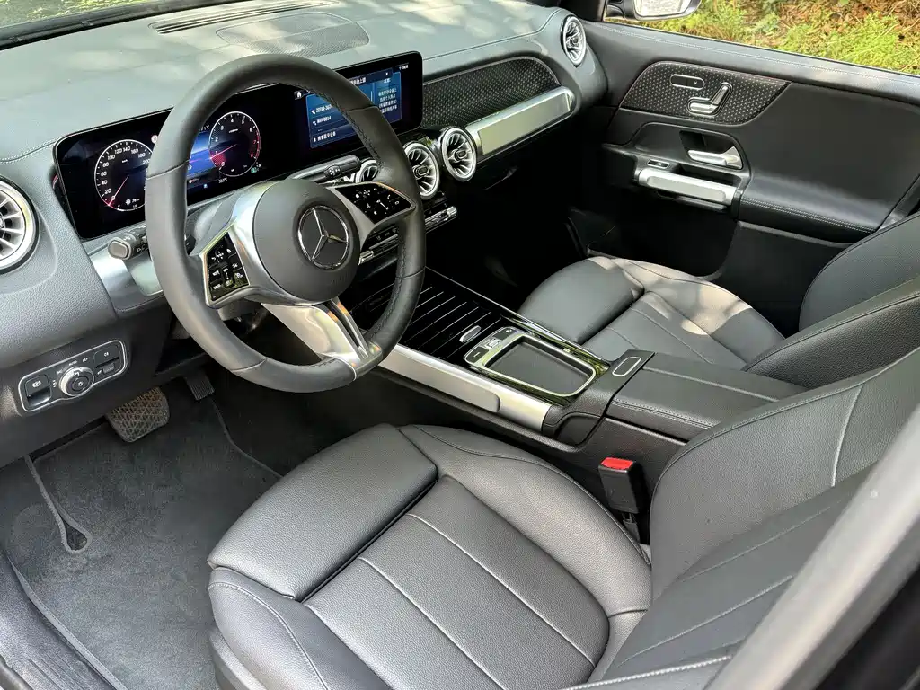 Mercedes-Benz GLB 2025 GLB 220 Fashion