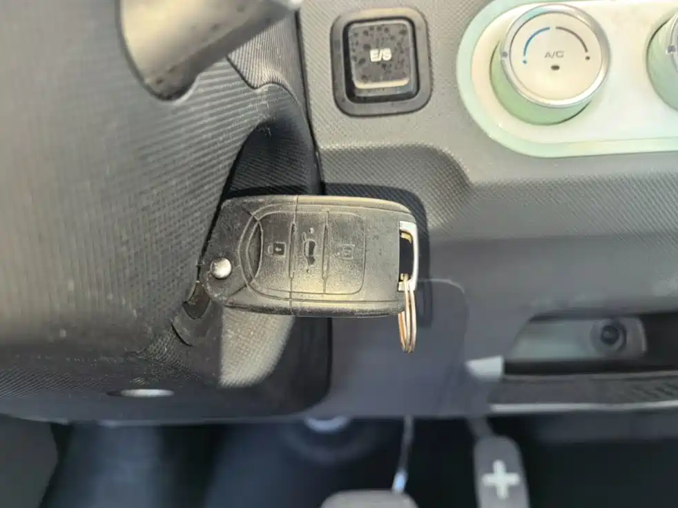 Wuling MINIEV — миниатюра 9