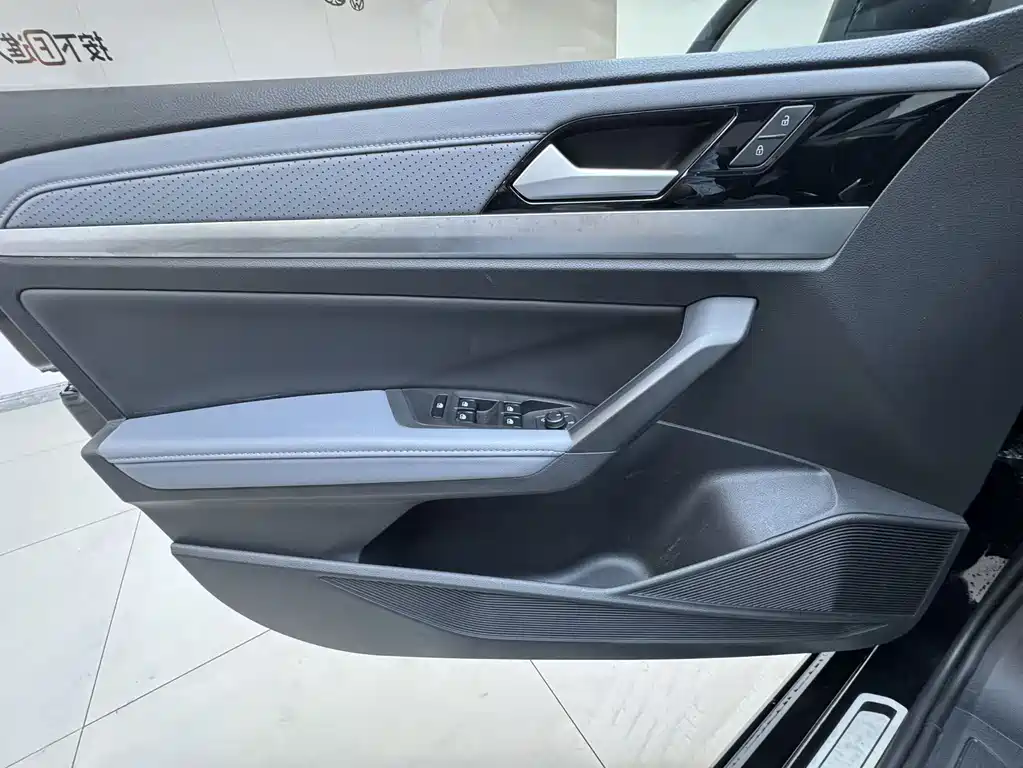 Volkswagen Lavida — миниатюра 17