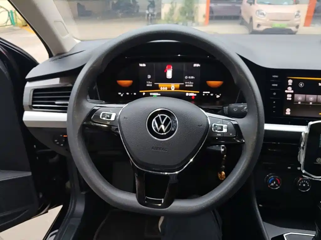 Volkswagen Lavida — миниатюра 11