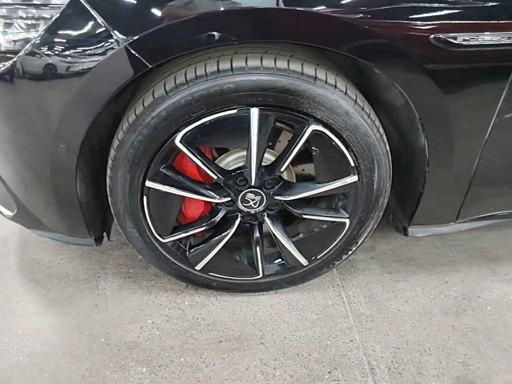 BYD Han — миниатюра 23