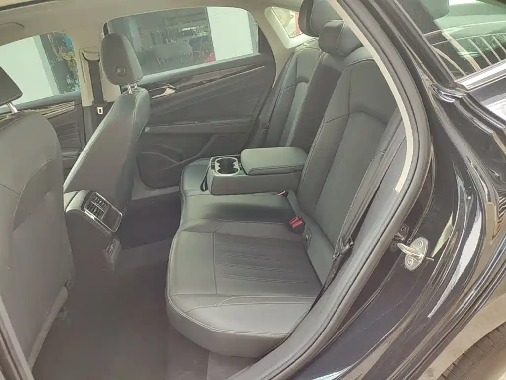 Volkswagen Passat — миниатюра 17