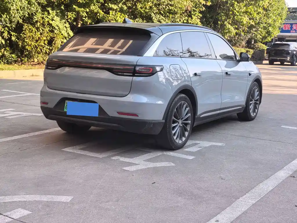 Leapmotor Leapmotor C11 — миниатюра 7