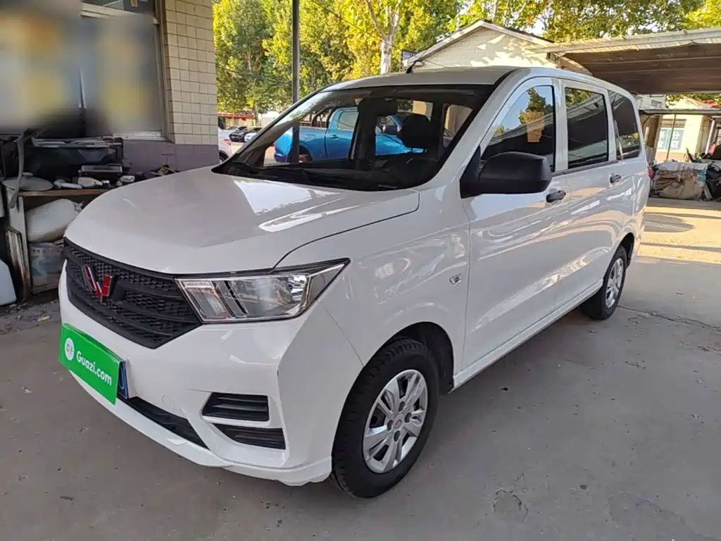 Wuling Hongguang — миниатюра 2