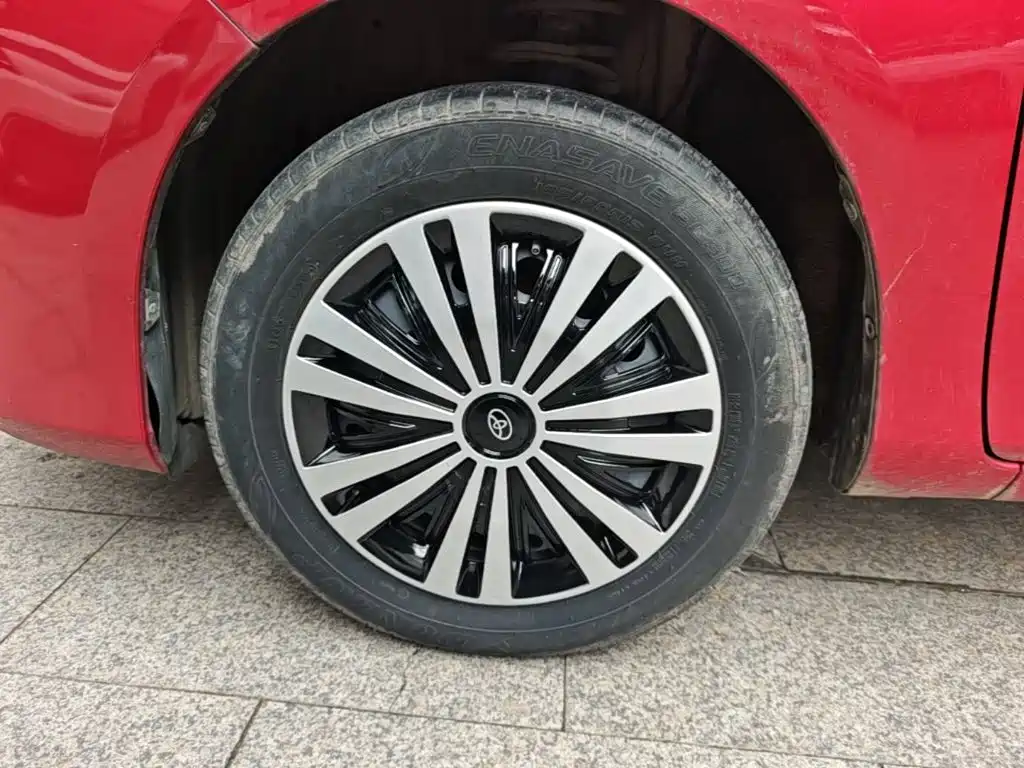 Toyota Yaris L — миниатюра 23