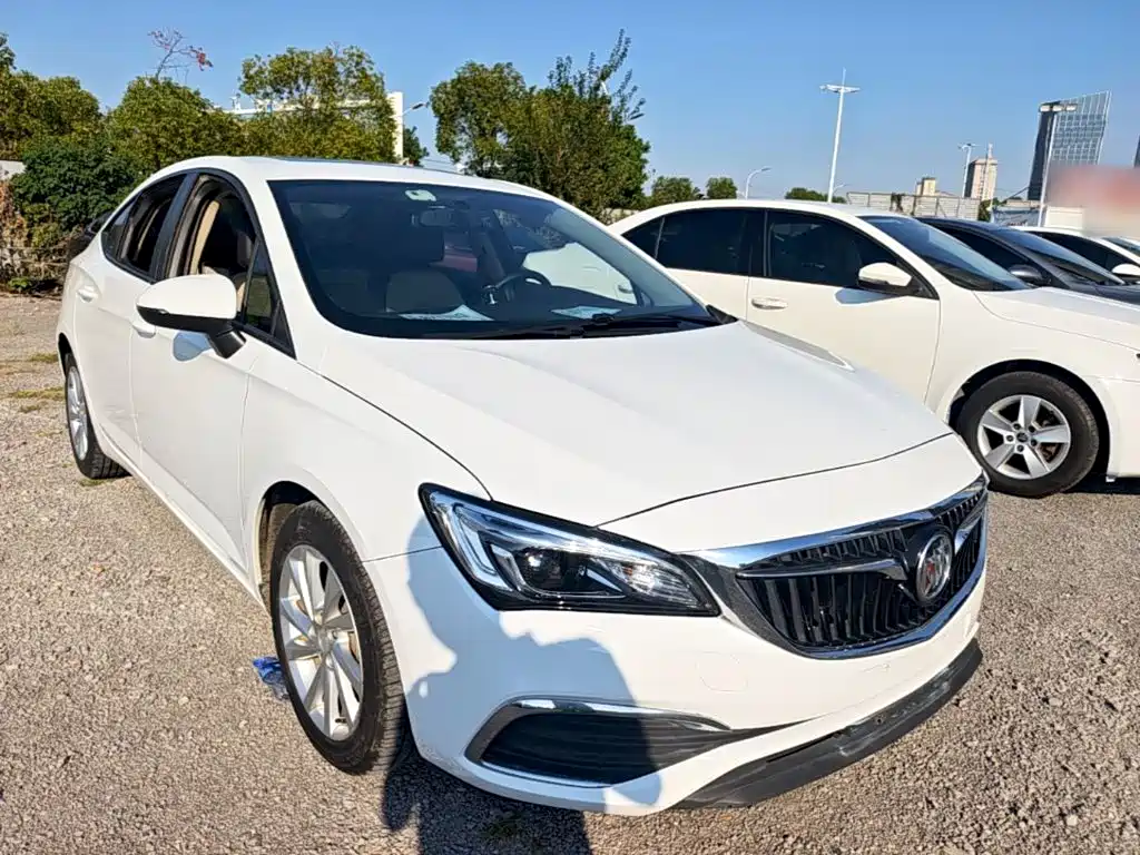Buick Verano — миниатюра 4