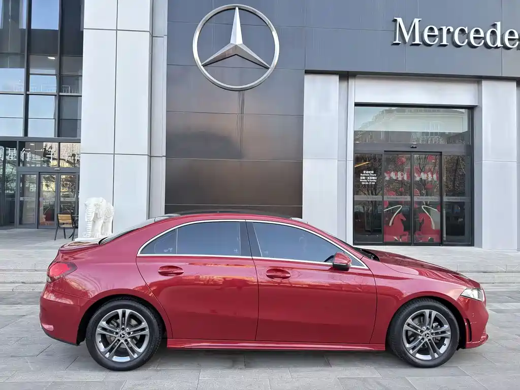 MERCEDES-BENZ A CLASS