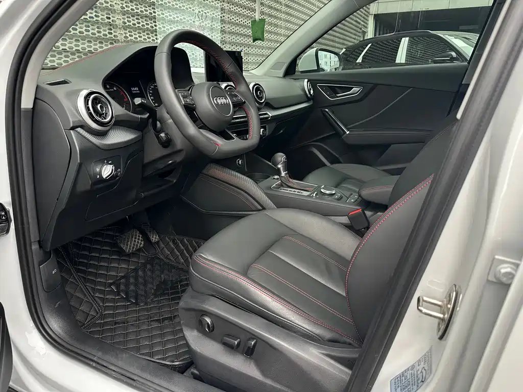 Audi Q2L — миниатюра 9